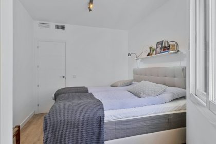 df7fc3d674904c1b2ed126a41bb2b839 - 13