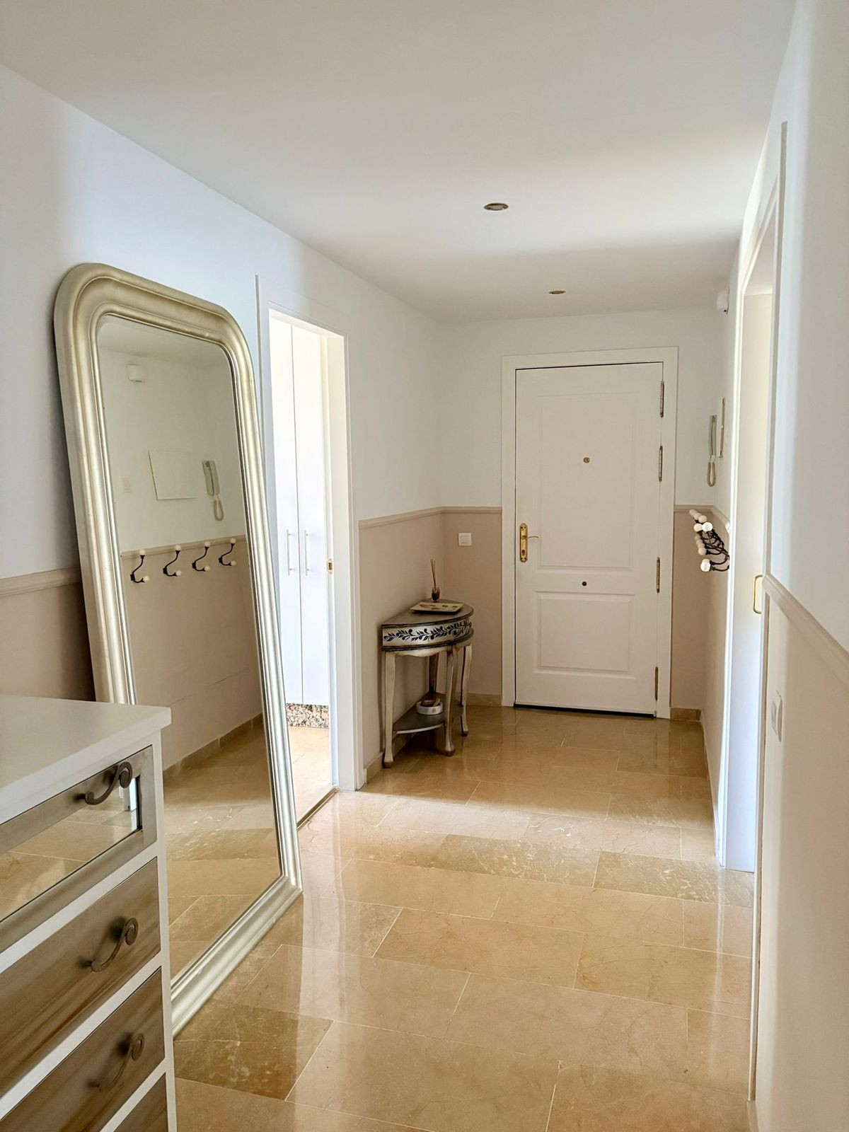 e14e0b1a2fddd02b482245c8229ee7a4 - 22