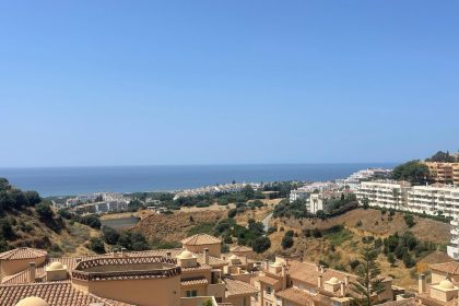 e14e0b1a2fddd02b482245c8229ee7a4 - 23