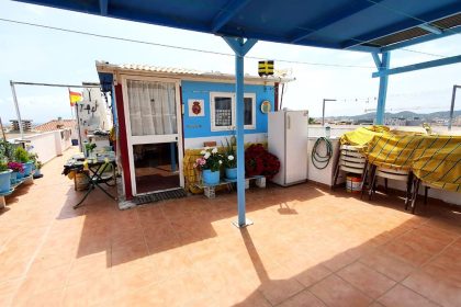 e4b8c2ea4dc243f03f4ed1e530a619ea - 17