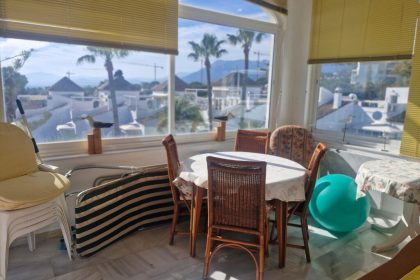 e4effa5a643783a5a9b1684df543bf58 - 14