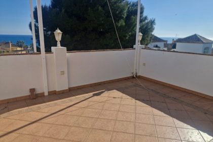 e4effa5a643783a5a9b1684df543bf58 - 17