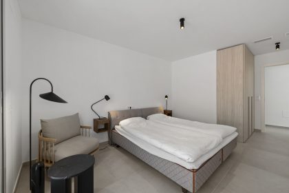 e4f1db6a02ccb49838d68cb290ff3b45 - 15