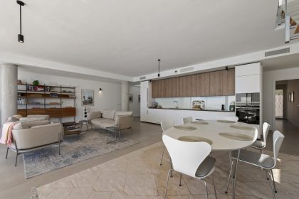 e4f1db6a02ccb49838d68cb290ff3b45 - 20