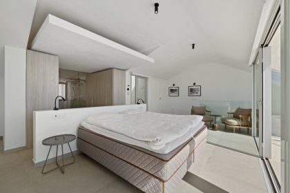 e4f1db6a02ccb49838d68cb290ff3b45 - 8