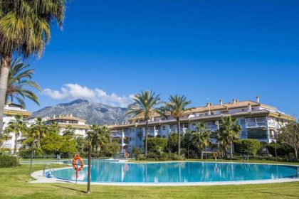 e4fa4067af8f7c94f75834a1b51e3a90 - 1