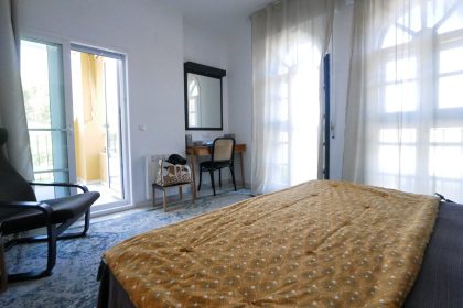 e545e8bc1c9a2d78e9a9c77df0ed9b40 - 17