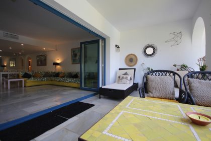 e545e8bc1c9a2d78e9a9c77df0ed9b40 - 19