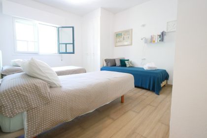 e545e8bc1c9a2d78e9a9c77df0ed9b40 - 20