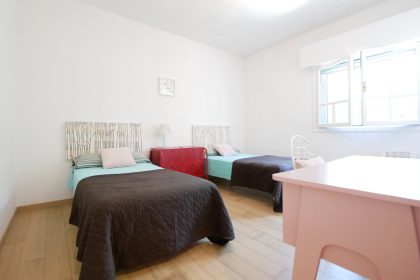 e545e8bc1c9a2d78e9a9c77df0ed9b40 - 22