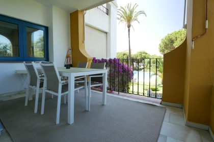 e545e8bc1c9a2d78e9a9c77df0ed9b40 - 32