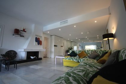 e545e8bc1c9a2d78e9a9c77df0ed9b40 - 35