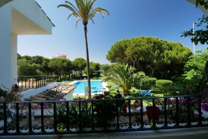 e545e8bc1c9a2d78e9a9c77df0ed9b40 - 7