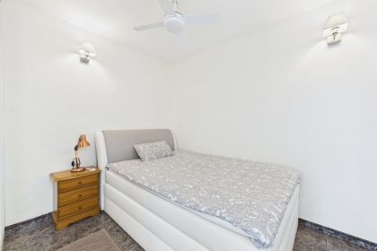 e9cdef14cd493e4ae78f38eaffc061ba - 14