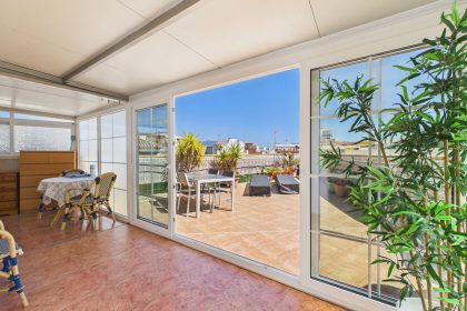 e9cdef14cd493e4ae78f38eaffc061ba - 19