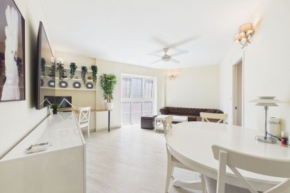 e9cdef14cd493e4ae78f38eaffc061ba - 2