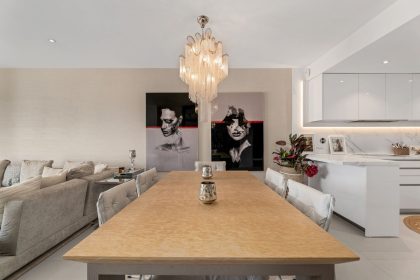 eb4d9c8e044cb3e716f46e75495688e5 - 10