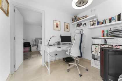 eb50796200d490128f211786ebb6c40b - 19