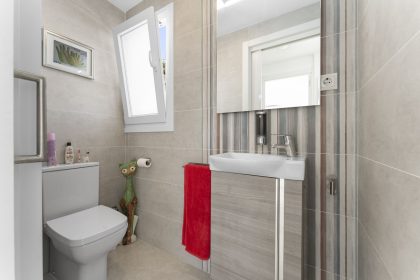 eb50796200d490128f211786ebb6c40b - 8