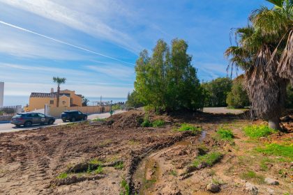 ef59c6346612970f013ef7d13d20947b - 21