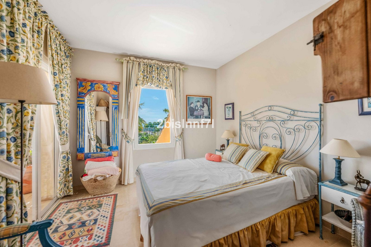 f015e3f7d1f59b643685a6ce073c9ef7 - 10