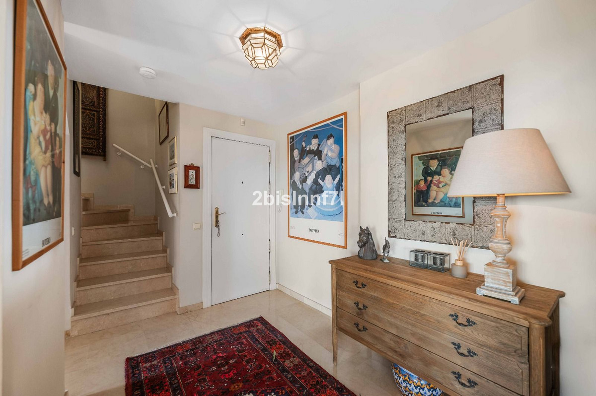 f015e3f7d1f59b643685a6ce073c9ef7 - 28