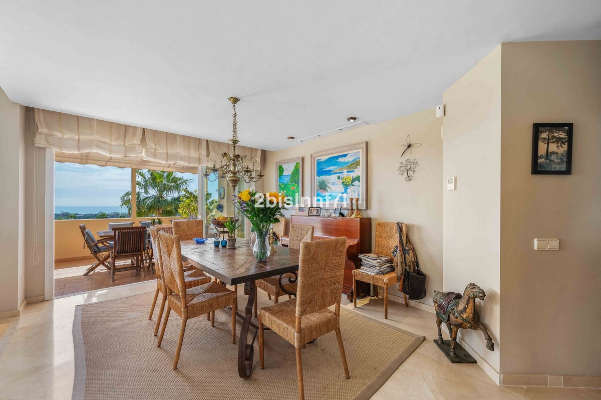 f015e3f7d1f59b643685a6ce073c9ef7 - 9