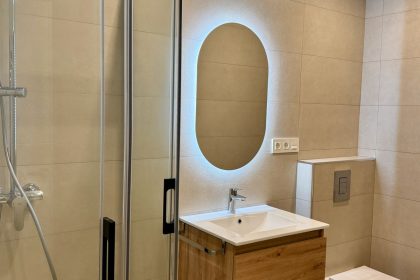 f0b047335fd00ae60c165bfdb43ebaa4 - 46