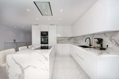 f21c07becd382ef817862a2aa5b47ea3 - 21