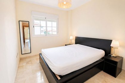 f3fd54bd6327164304270e7e5c1c8b06 - 14