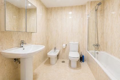 f3fd54bd6327164304270e7e5c1c8b06 - 18