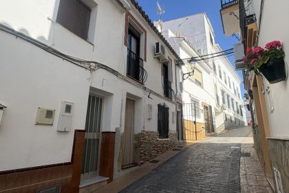 f59f14b446a4a98449833f6370fe68d9 - 1