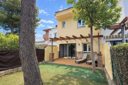 f99b756c441937d3b26101fec4101bea - 17