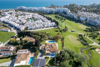 fcf7744ec20ab97a74ee340883d2b604 - 3