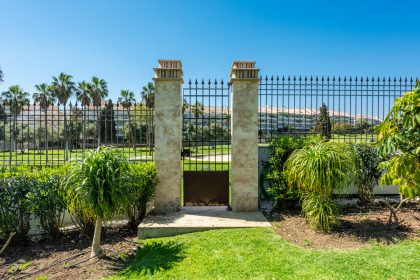 fcf7744ec20ab97a74ee340883d2b604 - 44