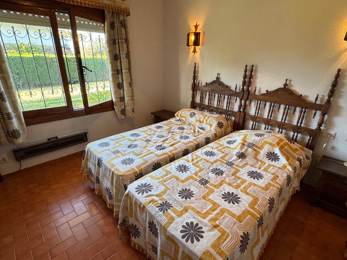 fffb5915692dffac4f364934aa94e0b8 - 4