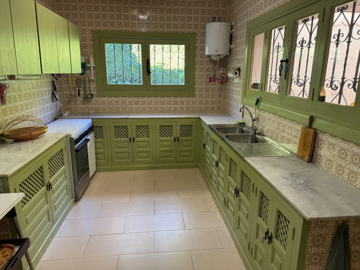 fffb5915692dffac4f364934aa94e0b8 - 5