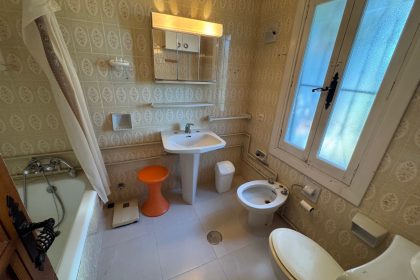 fffb5915692dffac4f364934aa94e0b8 - 9