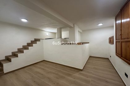 1f50e00ca3d0e1dba641dc94b2434d46 - 25
