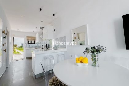 8e3bc2ff35073dab45f15eb605ad7ffb - 16