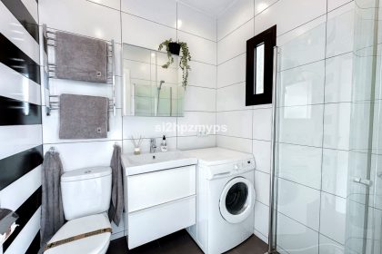 8e3bc2ff35073dab45f15eb605ad7ffb - 20