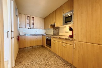 38cfdbe11ea1d7bd0580458402ccb943 - 8