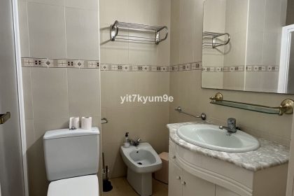 3a27e4b049213bfd02e42377deec3e52 - 23