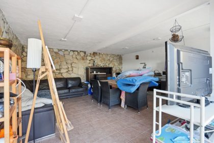 ad3555cbfa1a951ba571fc5ef6cf9a28 - 23