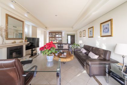 adc449455e7ee86c611fb8387d59b193 - 9