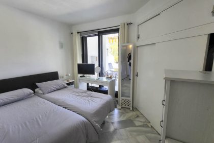 b9ebb9a1490de71744c3efedbb869296 - 13