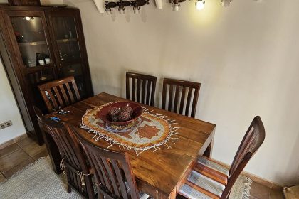 caa550058663413205df9f2a33090572 - 12
