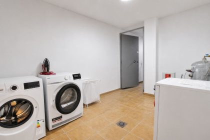 e5105e8dd44890dc5657409a38390c0c - 38