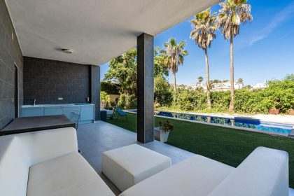 f48c812d743fc1d09c7ec381ce81ed78 - 13