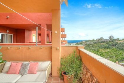 f5e8f1a9e26ead58dd8d00b5e8153d74 - 4